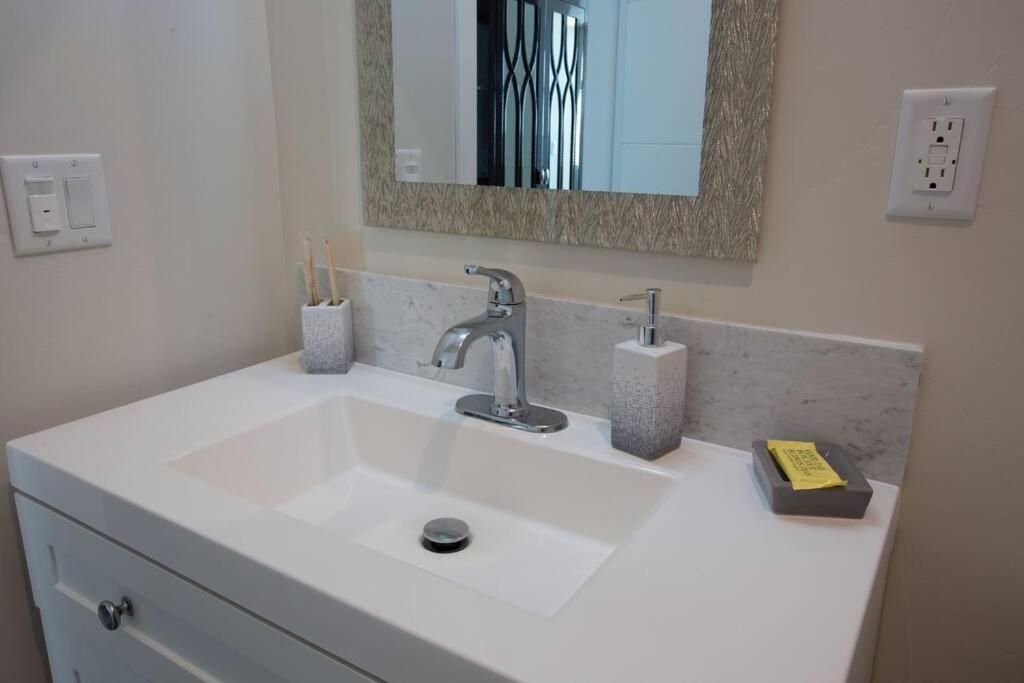 Luxurious Design One Bedroom Apt Near Balboa Park Σαν Ντιέγκο Εξωτερικό φωτογραφία